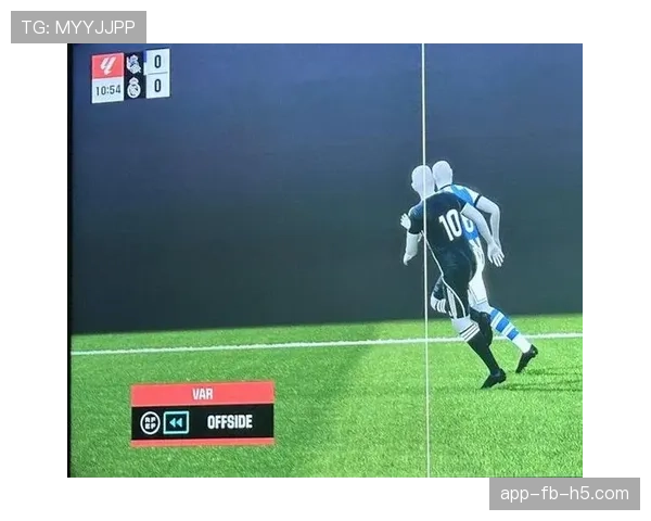 VAR如何判定越位？毫米级争议背后的规则逻辑